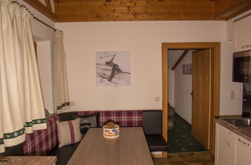 Aparthotel Landhaus Alpenjuwel à Sankt Johann im Pongau Extérieur photo